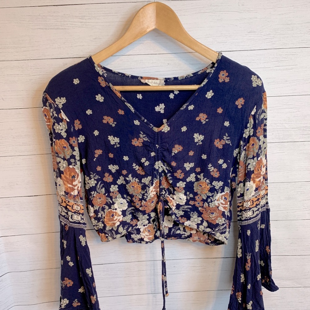 Altard State Cropped Long Sleeve